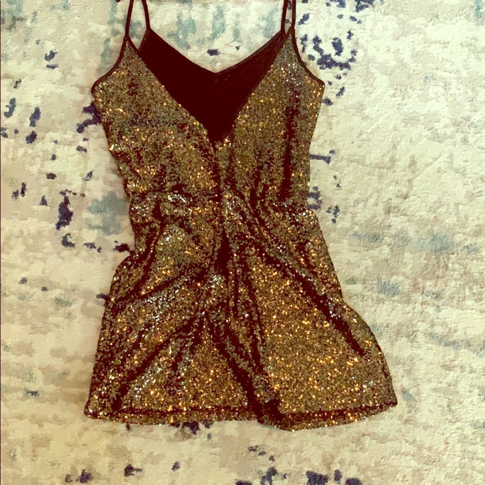 Gianni Bini GOLD cocktail dress sz L